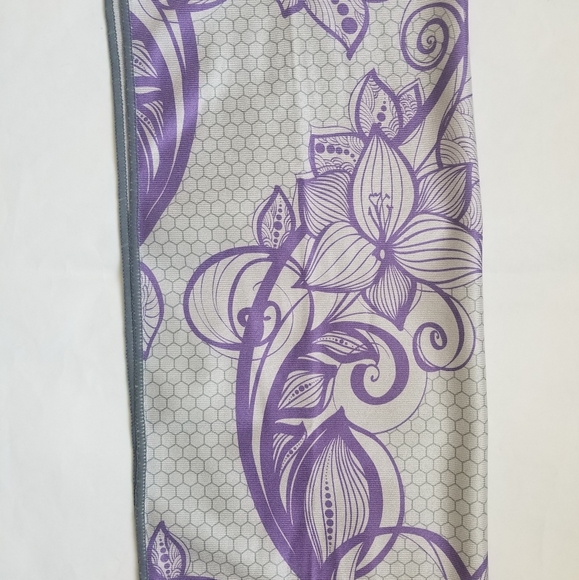 Norwex Kitchen Norwex Window Cloth Purple Flower Accent Poshmark
